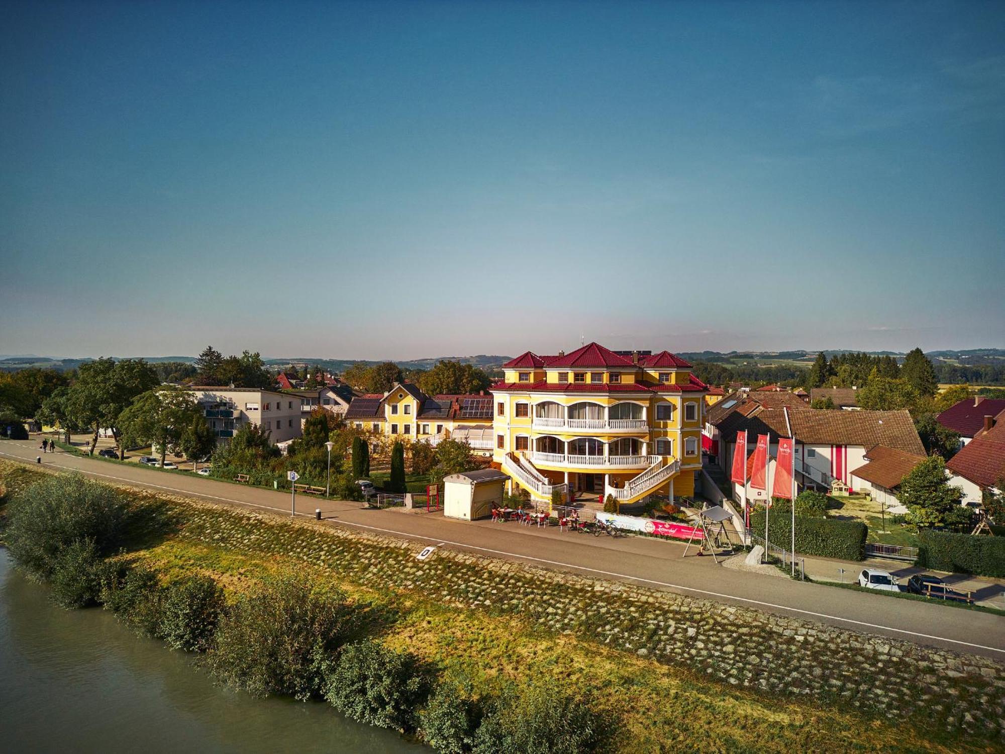 Au an der Donau Donauhotel Lettnerhof מראה חיצוני תמונה
